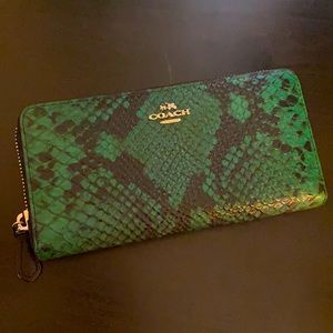 Coach Designer Wallet- Green & Black Snakeskin